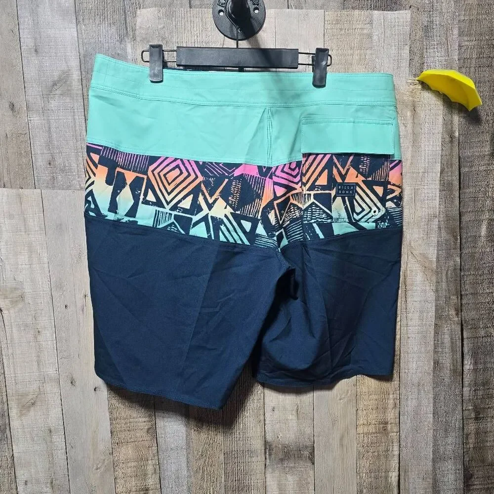 Billabong Tribong PlatinumX Colorblock Board Shorts Swim Trunks 36 NWT